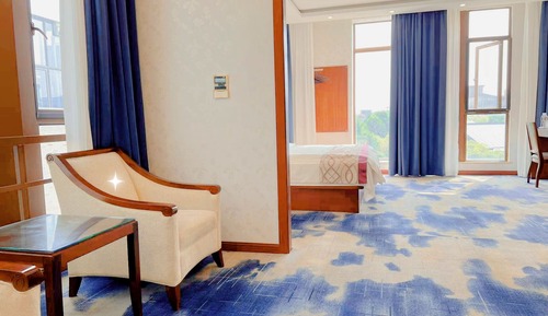 Deluxe Studio Suite