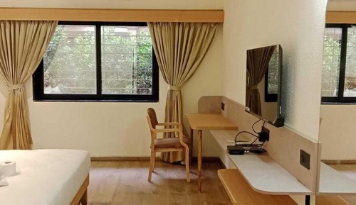 Deluxe Double Room, Garden View