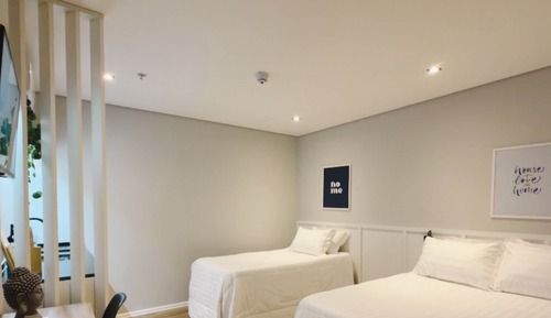 Studio Standard Triplo Mob Reduzida