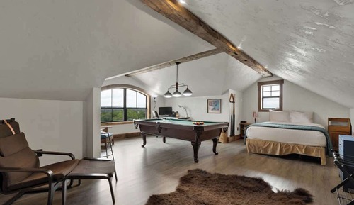 House, Multiple Beds, Pool Access (2037 W US 290 Main)