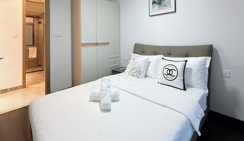 Superior Condo, 3 Bedrooms, Balcony, Sea View