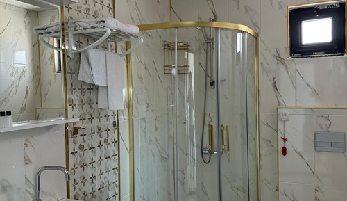 Standard Double Room, Balcony, Lake View