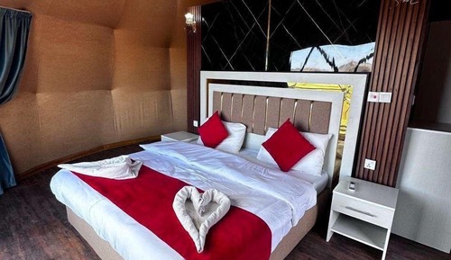 Deluxe Double Room, Balcony, Mountain View