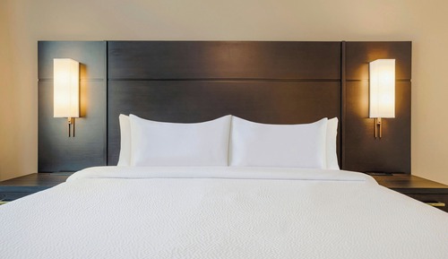 Studio, 1 King Bed with Sofa bed, Non Smoking