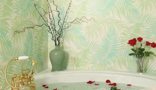 207 Agatha Christie Suite