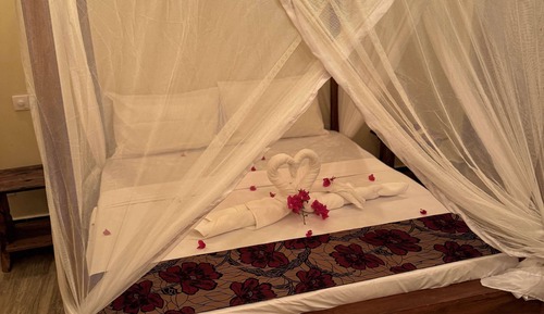 Deluxe Room, Pool View