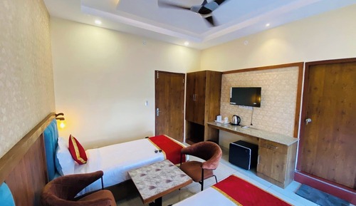 Deluxe Triple Room