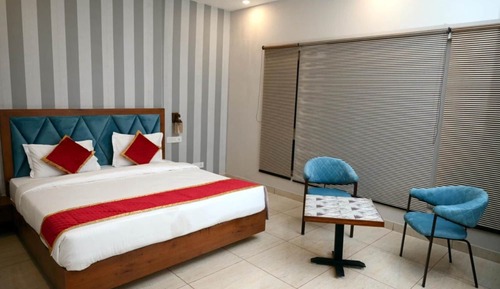 Deluxe Double Room, City View
