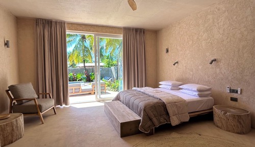 Executive Villa, Pool View