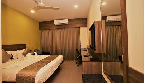 Premium Double Room, City View