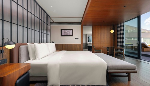 Flow Terrace Suite Room