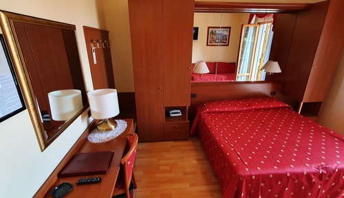 Classic Double or Twin Room, Garden View