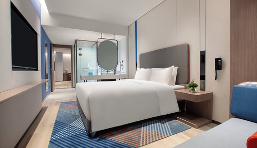 Suite, Multiple Beds