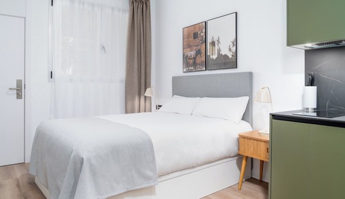 Studio - Wheelchair accessible