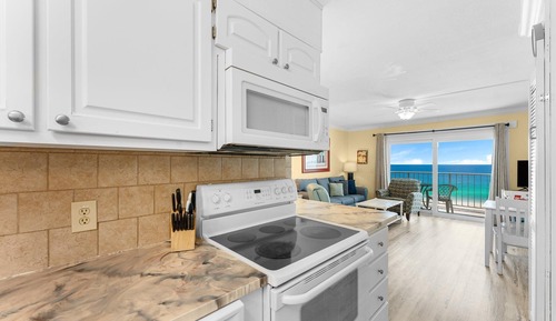 Condo, 1 King Bed with Sofa bed (The Summit 726)