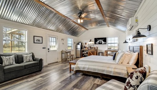 Cottage, 1 King Bed, Patio (871 Old Harper #1)