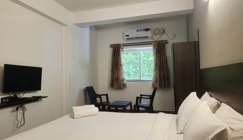 Deluxe Room, City View