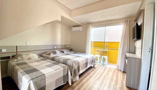 Family Room, 1 Bedroom