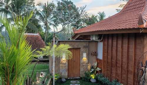 Deluxe Double Room, Pool View