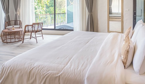 Deluxe Suite, River View