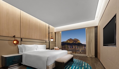 Suite, Mountain View