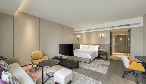 Premium Room, 1 King Bed