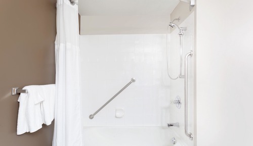 Standard Room, 1 Queen Bed, Accessible