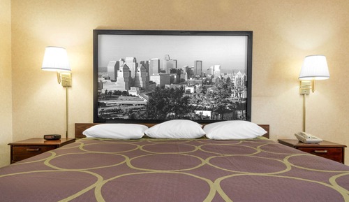 Room, 1 King Bed, Accessible, Smoking
