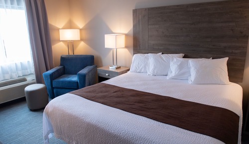 Standard Room, 1 King Bed