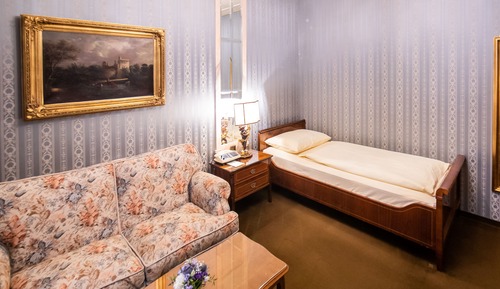 Business Single Room