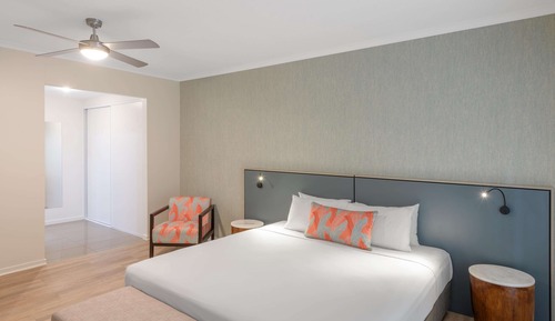 Room, 2 Bedrooms
