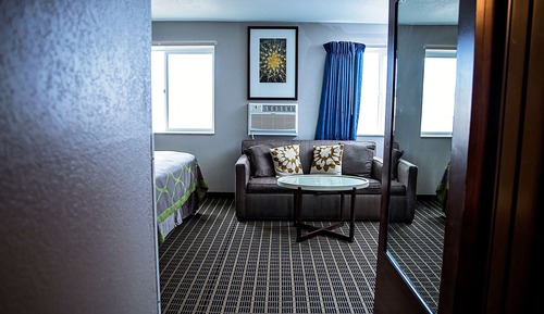 Studio Suite, 1 King Bed, Non Smoking