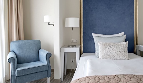 Deluxe Single Room