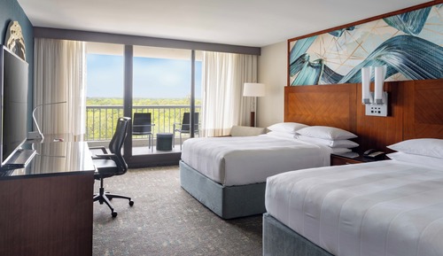 Room, 2 Queen Beds, Accessible (Mobility, Hearing, Roll-In Shower)