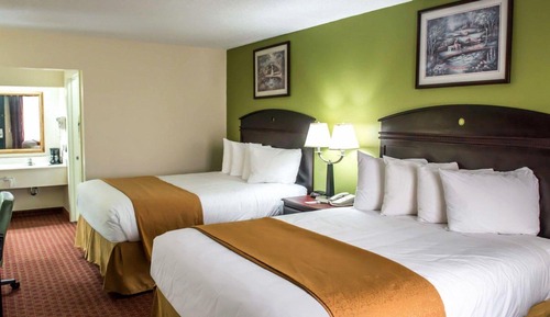 Standard Room, 2 Queen Beds, Non Smoking