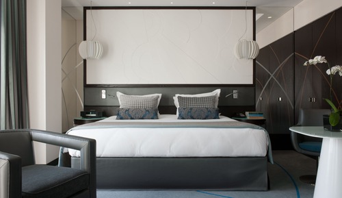 Suite, 1 King Bed, Terrace (PRESTIGE)