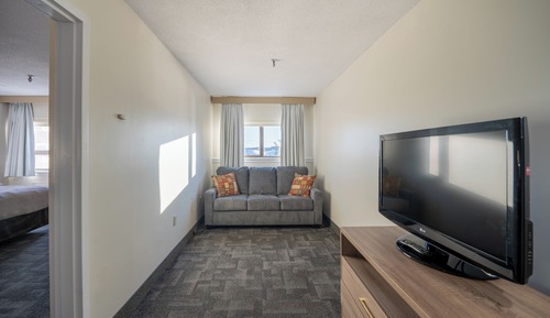 Executive Suite, Multiple Beds