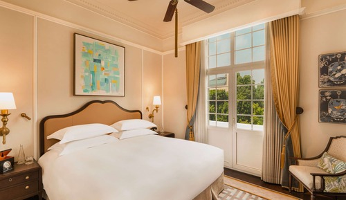 Heritage Wing, Metropole Suite with Metropole Privileges and Benefits, King Bed