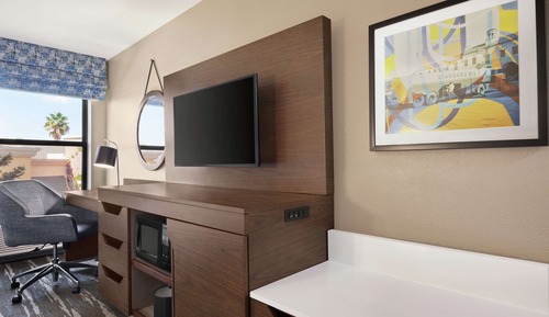 Room, 2 Queen Beds, Accessible, Non Smoking