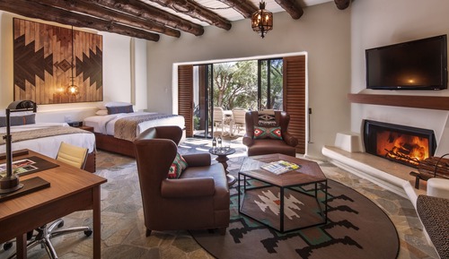 Casita - Room with 2 Double Beds - Mobility and Hearing Accessible