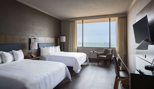 Room, 2 Queen Beds (Concierge)