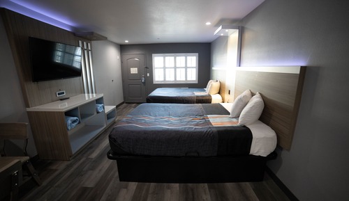 Standard Room, 2 Queen Beds