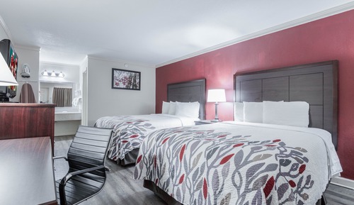 Superior Room, 2 Queen Beds, Non Smoking (Renovated)