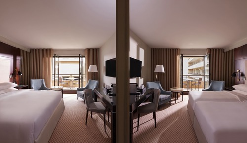 Family Room, Multiple Beds