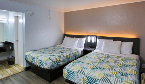 Standard Room, 2 Double Beds, Non Smoking, Refrigerator