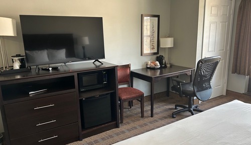 Deluxe Room, 1 King Bed, Accessible, Non Smoking (Mobility)