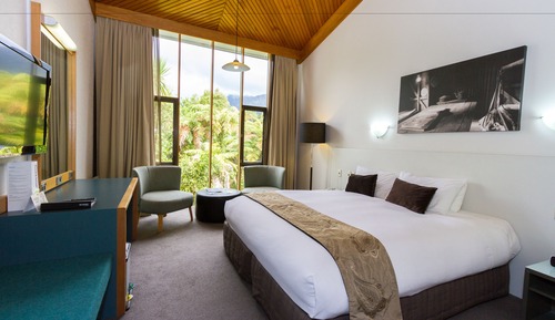 Superior Room, 1 King Bed