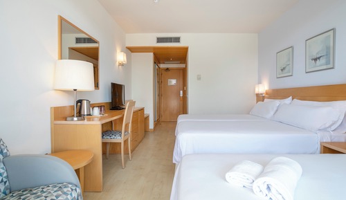 Standard Room, Pool View