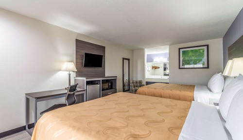 Standard Room, 2 Queen Beds, Non Smoking