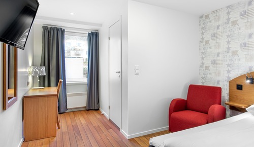 Single Room (Compact)